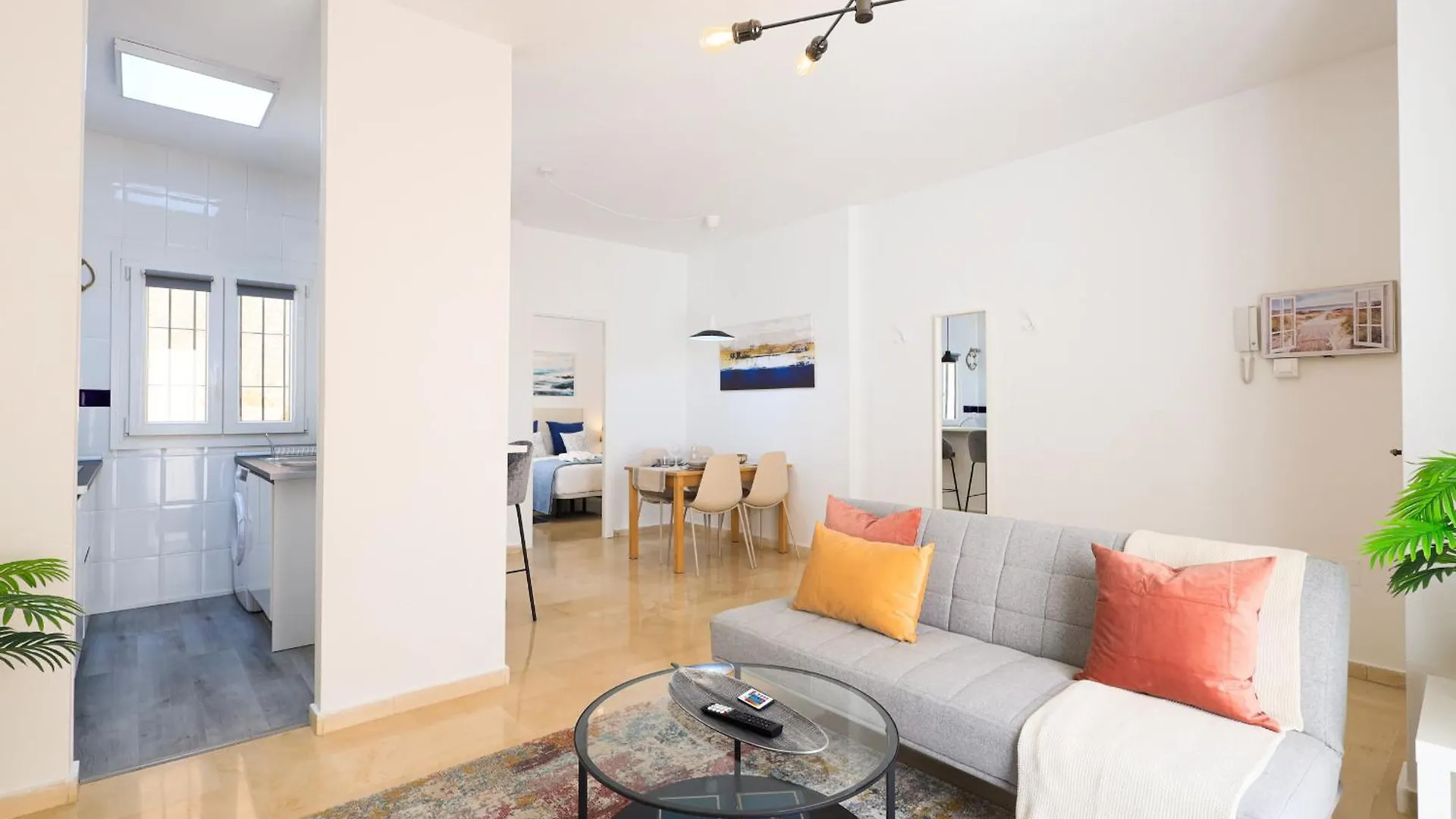 Apartment C35 Modern Apt In Downtown Malaga