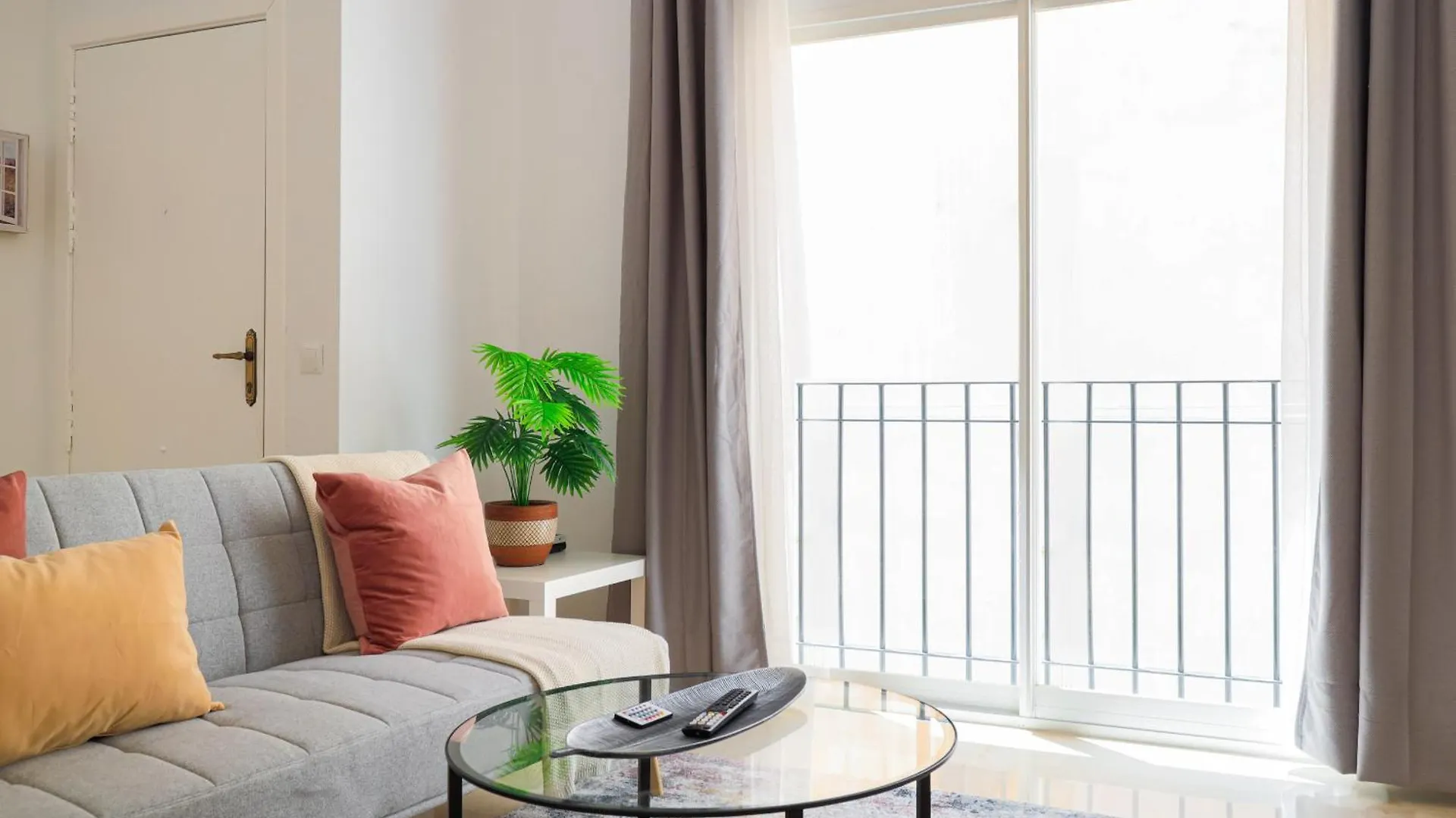 C35 Modern Apt In Downtown Màlaga 0*,  Španělsko